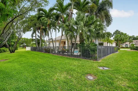 7039 Brunswick Circle Boynton Beach FL 33472