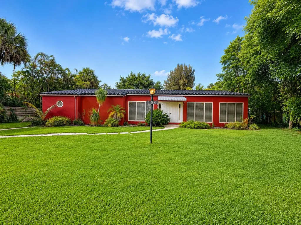 300 Bayberry Drive Plantation FL 33317