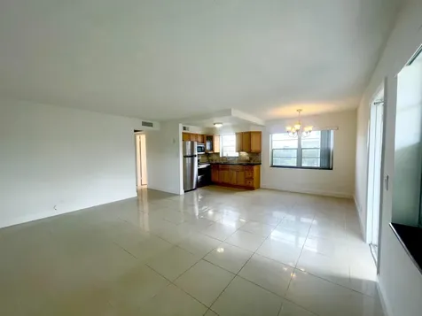 130 Sheffield F West Palm Beach FL 33417
