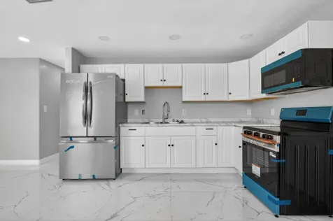 245 SW 11th Avenue South Bay FL 33493