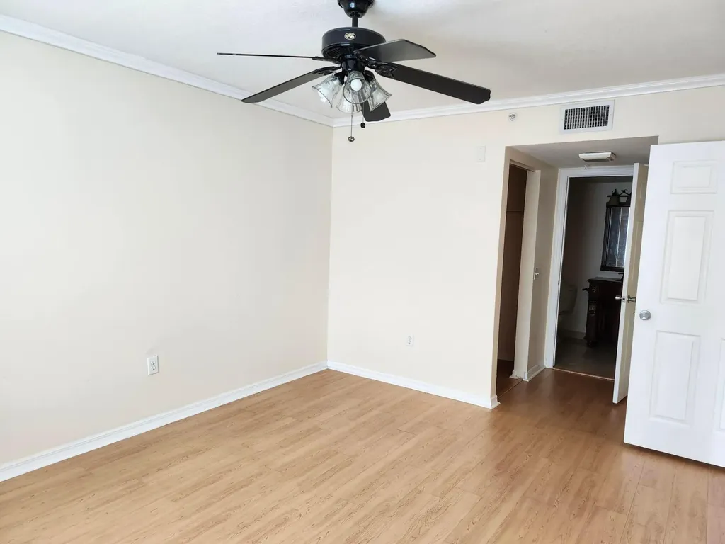 813 Villa Circle Boynton Beach FL 33435