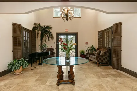 813 Villa Circle Boynton Beach FL 33435