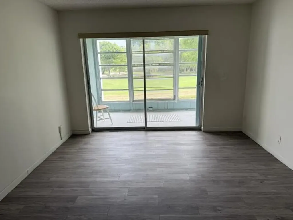 8105 NW 61st Street Tamarac FL 33321