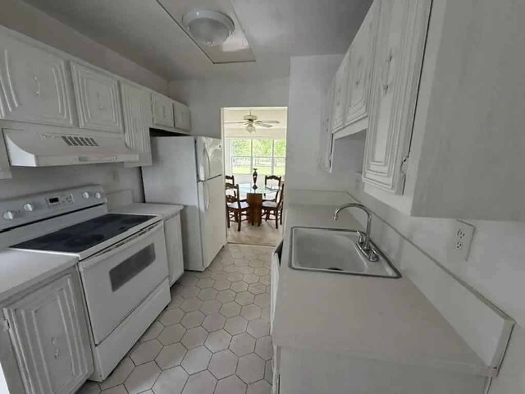 8105 NW 61st Street Tamarac FL 33321