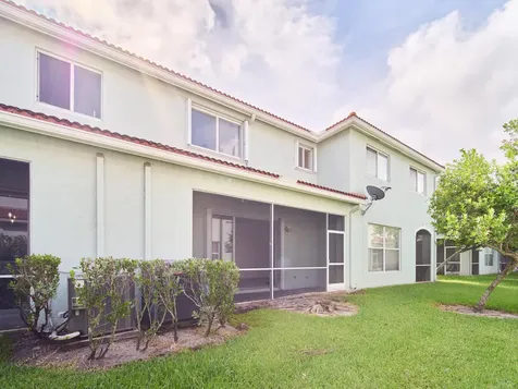 2052 Oakhurst Way Riviera Beach FL 33404