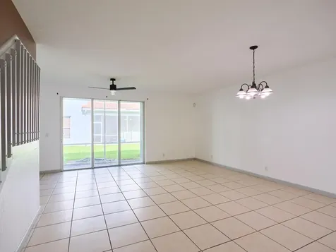 2052 Oakhurst Way Riviera Beach FL 33404