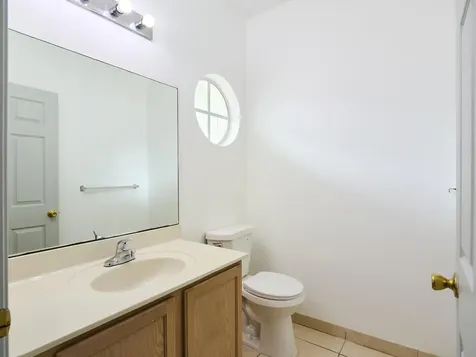 2052 Oakhurst Way Riviera Beach FL 33404