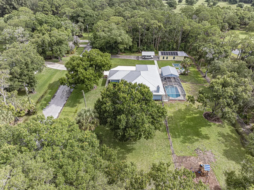 4220 70th Avenue Vero Beach FL 32967