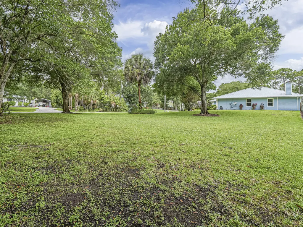 4220 70th Avenue Vero Beach FL 32967