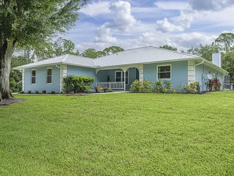 4220 70th Avenue Vero Beach FL 32967