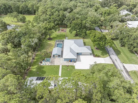 4220 70th Avenue Vero Beach FL 32967