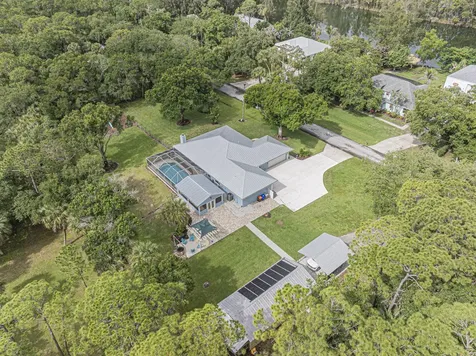 4220 70th Avenue Vero Beach FL 32967