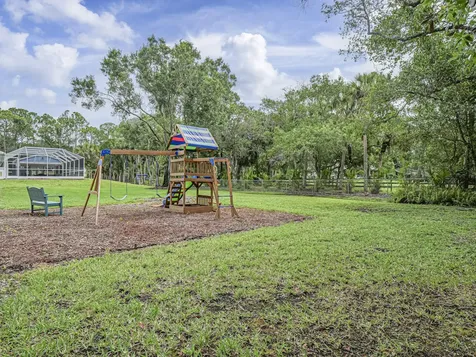 4220 70th Avenue Vero Beach FL 32967