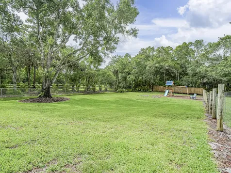 4220 70th Avenue Vero Beach FL 32967