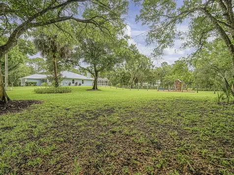 4220 70th Avenue Vero Beach FL 32967