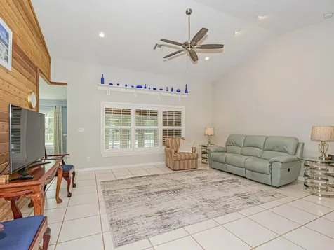 4220 70th Avenue Vero Beach FL 32967