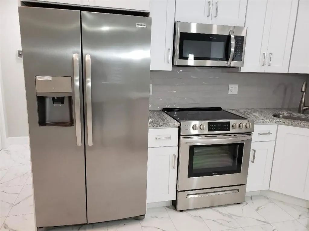 5201 NE 24th Terrace Fort Lauderdale FL 33308
