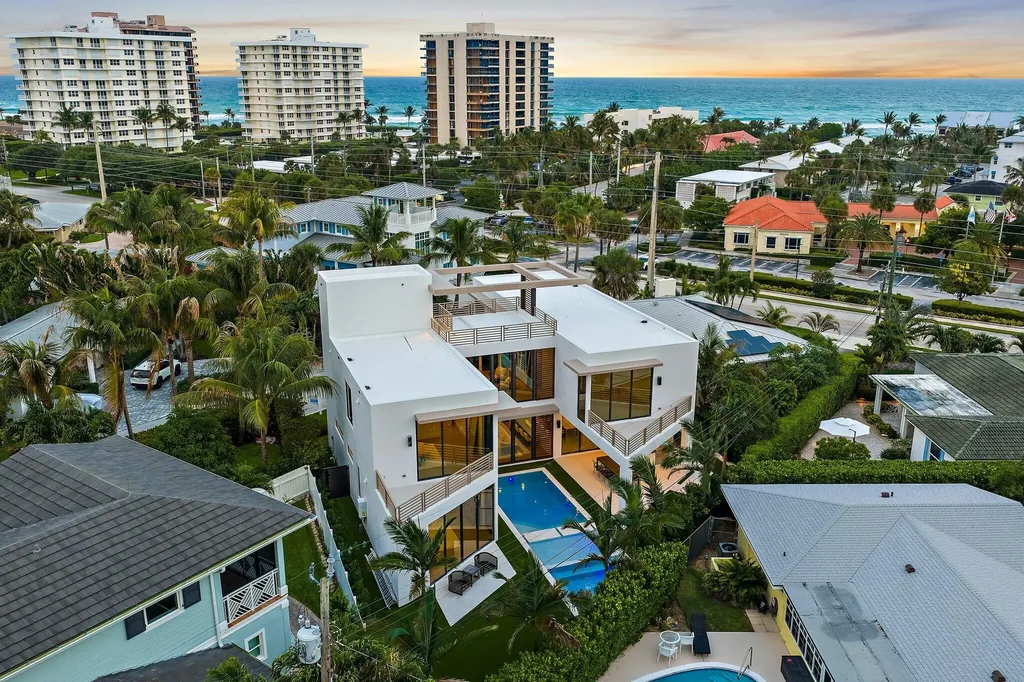 390 Jupiter Lane Juno Beach FL 33408