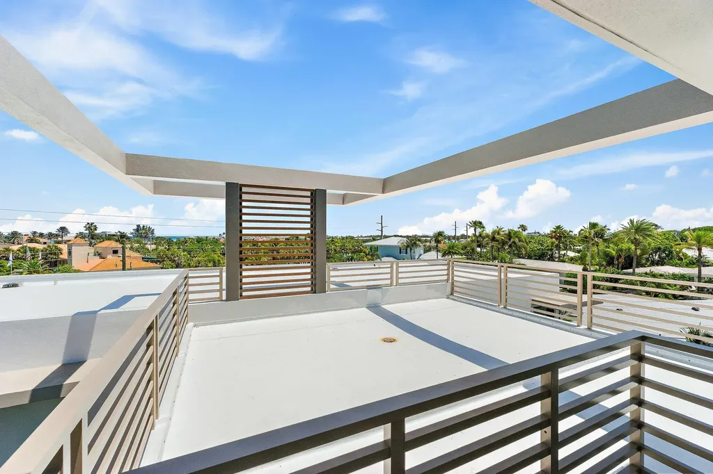 390 Jupiter Lane Juno Beach FL 33408