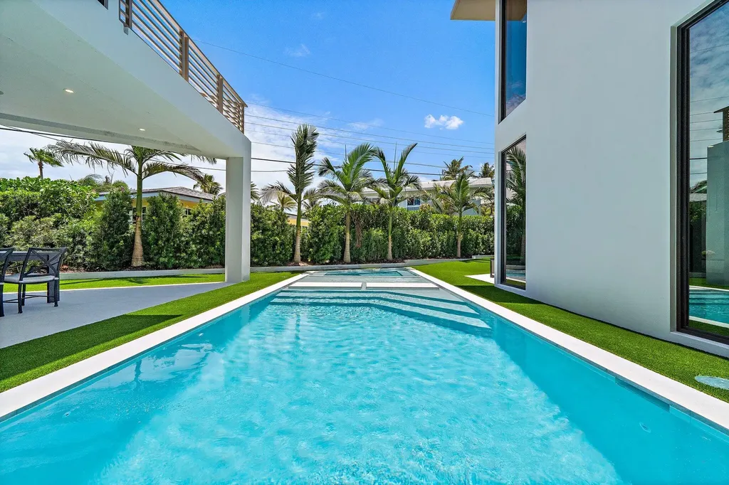 390 Jupiter Lane Juno Beach FL 33408