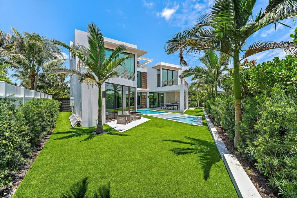 390 Jupiter Lane Juno Beach FL 33408