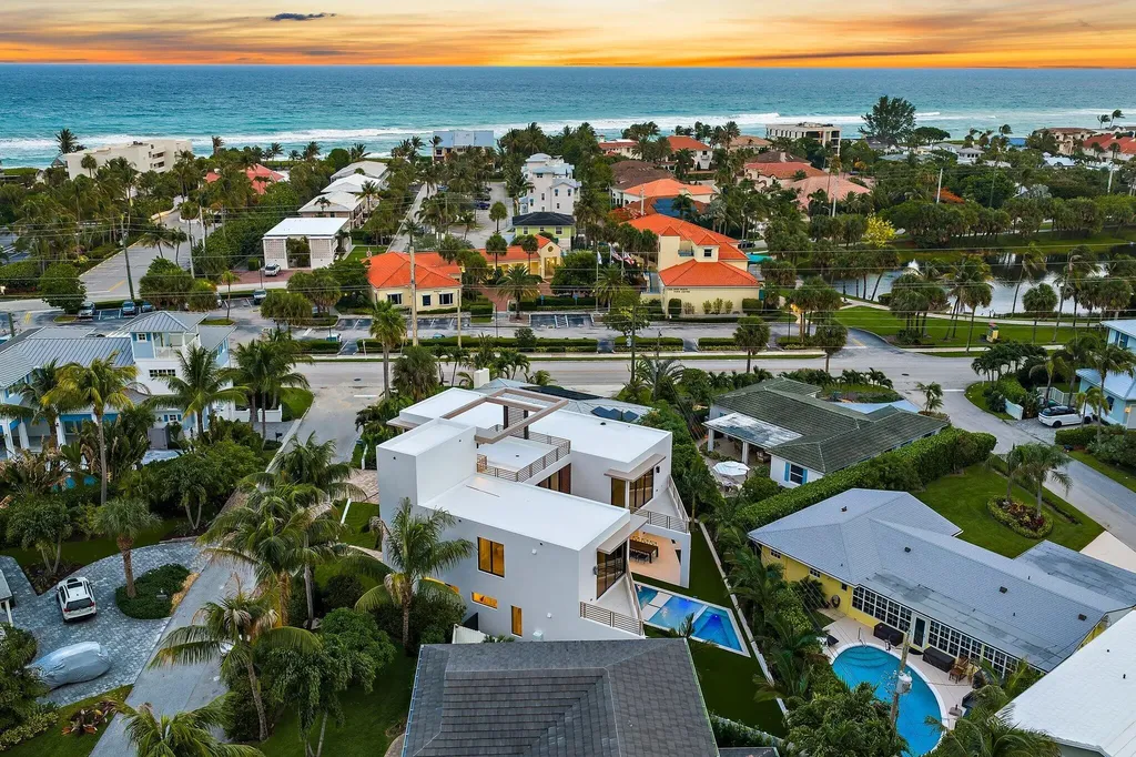 390 Jupiter Lane Juno Beach FL 33408
