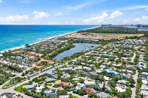 390 Jupiter Lane Juno Beach FL 33408