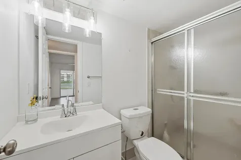 1043 Cornwall C Boca Raton FL 33434