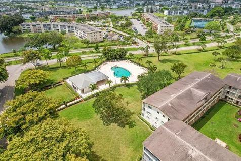 1043 Cornwall C Boca Raton FL 33434