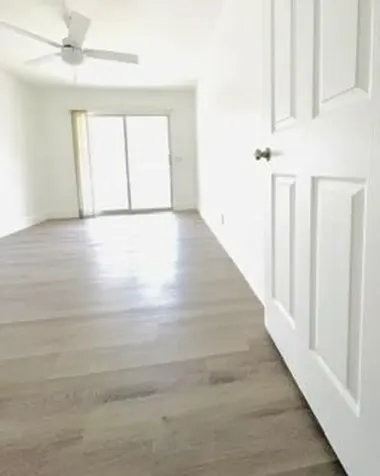 1043 Cornwall C Boca Raton FL 33434