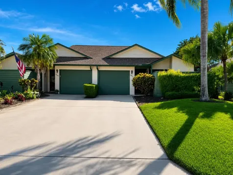 6845 SE Bunker Hill Drive Hobe Sound FL 33455