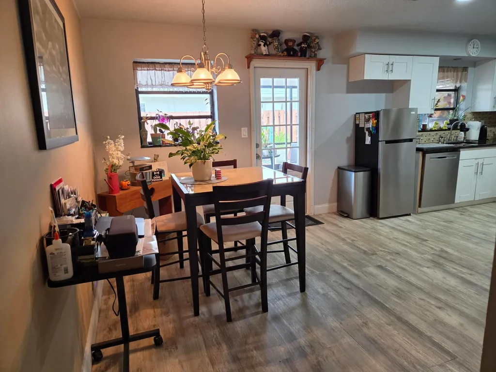 608-612 NE 21st Court Wilton Manors FL 33305