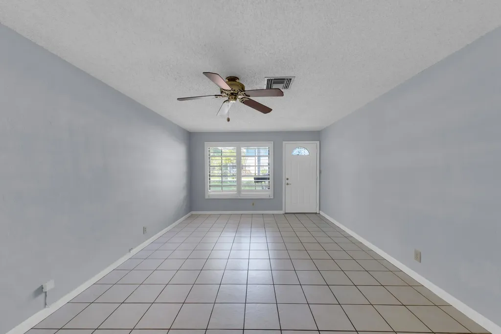 608-612 NE 21st Court Wilton Manors FL 33305