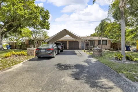 608-612 NE 21st Court Wilton Manors FL 33305