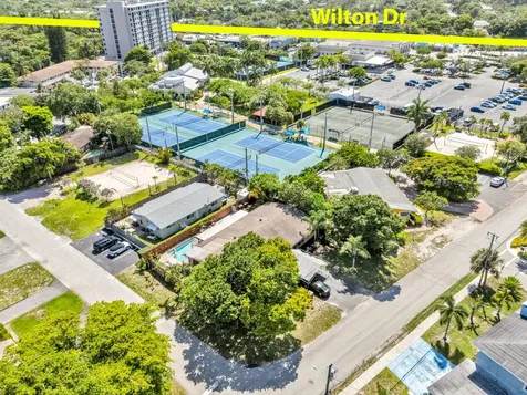 608-612 NE 21st Court Wilton Manors FL 33305