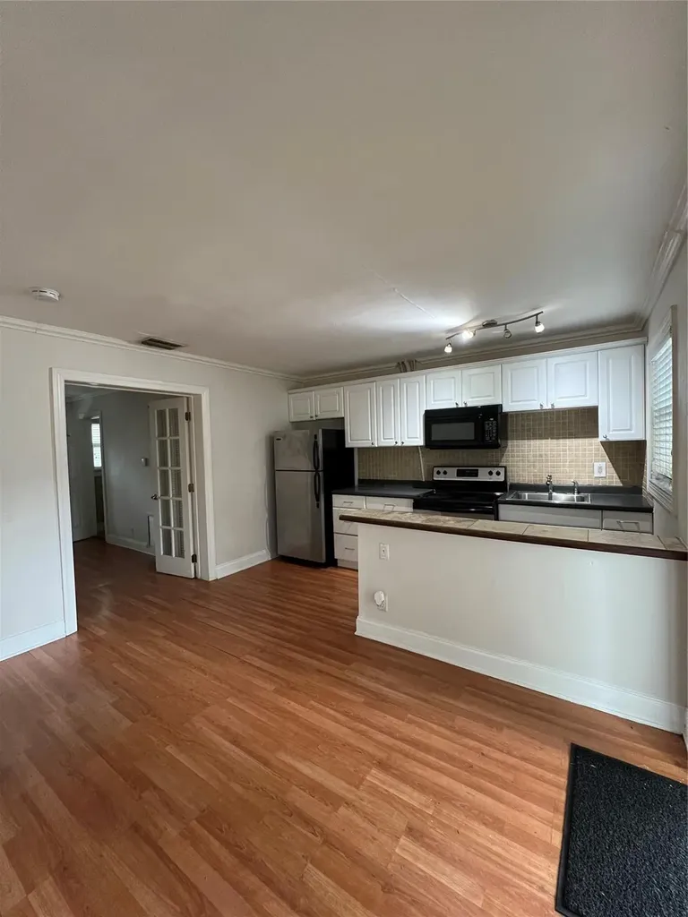 1333 NE 5th Terrace Fort Lauderdale FL 33304