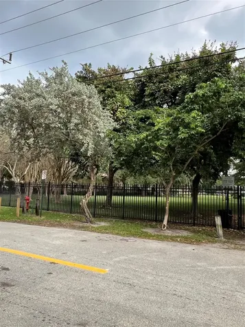1333 NE 5th Terrace Fort Lauderdale FL 33304