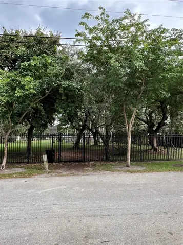 1333 NE 5th Terrace Fort Lauderdale FL 33304