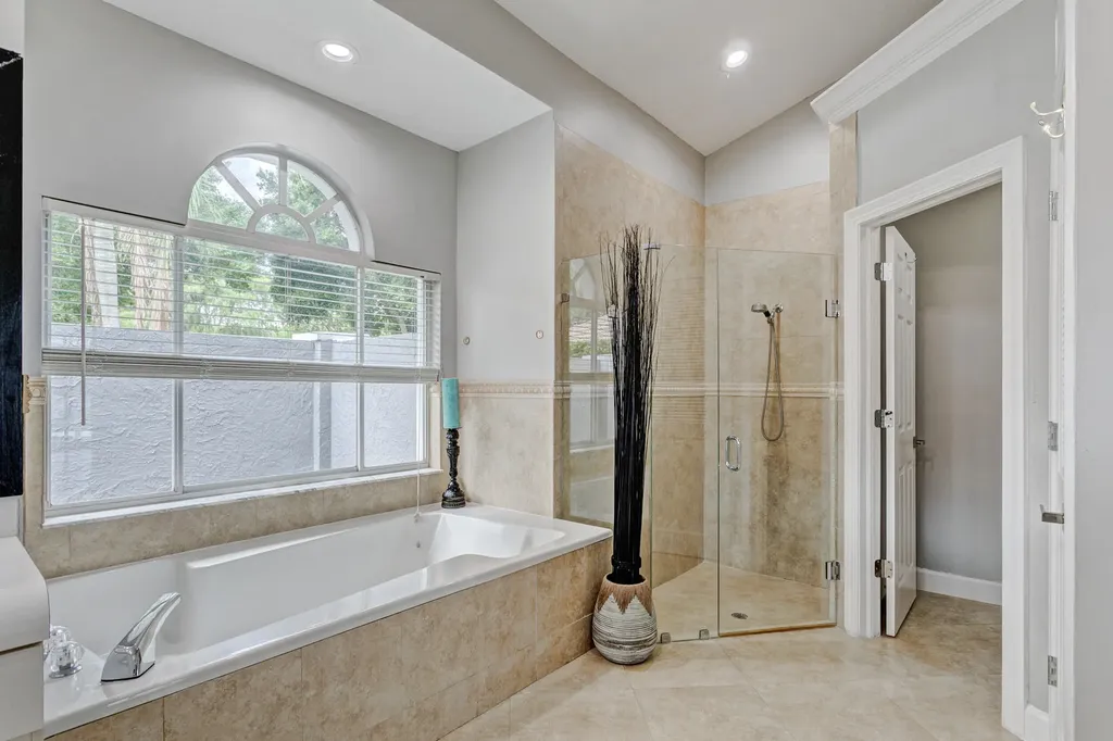 139 Brookhaven Court Palm Beach Gardens FL 33418