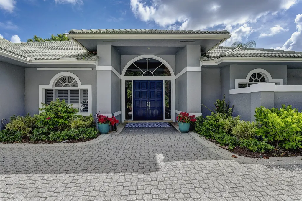 139 Brookhaven Court Palm Beach Gardens FL 33418