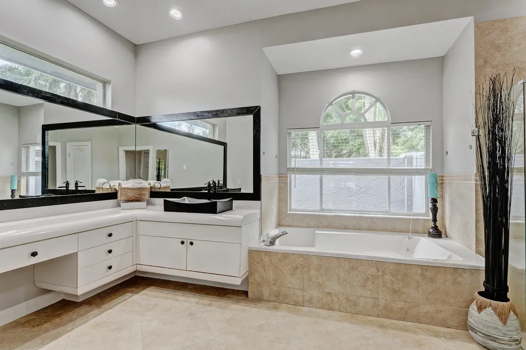 139 Brookhaven Court Palm Beach Gardens FL 33418