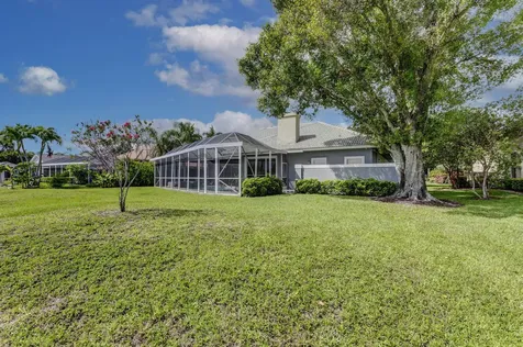 139 Brookhaven Court Palm Beach Gardens FL 33418