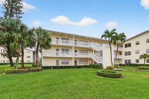 290 Dorset G Boca Raton FL 33434