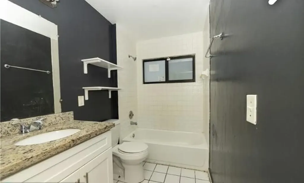 915 Buttonwood Avenue North Lauderdale FL 33068