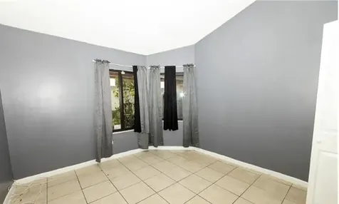 915 Buttonwood Avenue North Lauderdale FL 33068