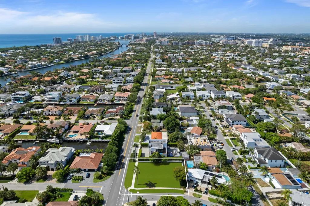 498 NE 14th Street Boca Raton FL 33432