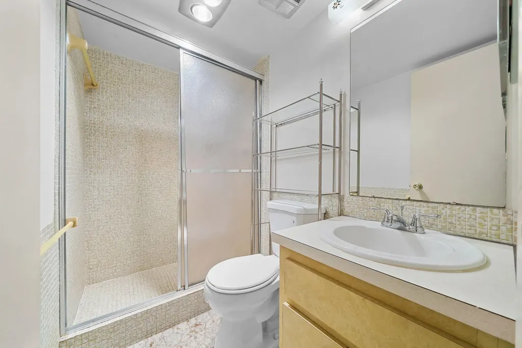 2271 NW 48th Terrace Lauderhill FL 33313