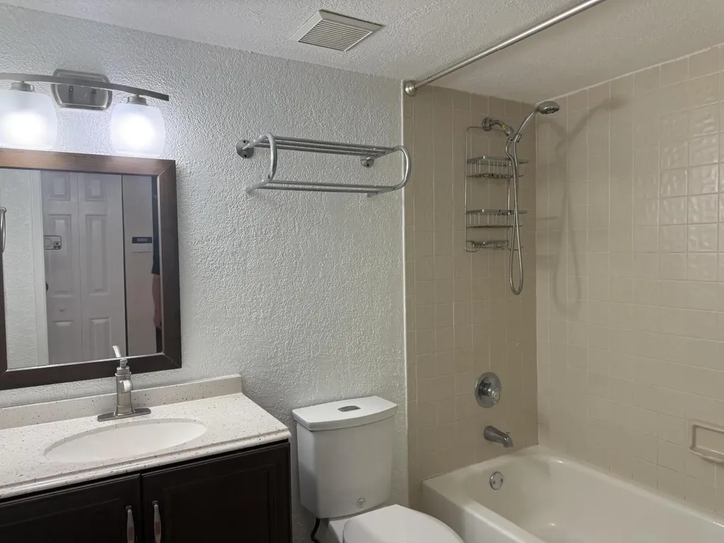 6978 NW 166th Terrace Miami Lakes FL 33014