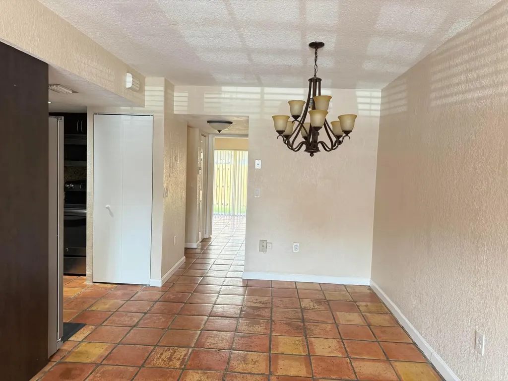 6978 NW 166th Terrace Miami Lakes FL 33014