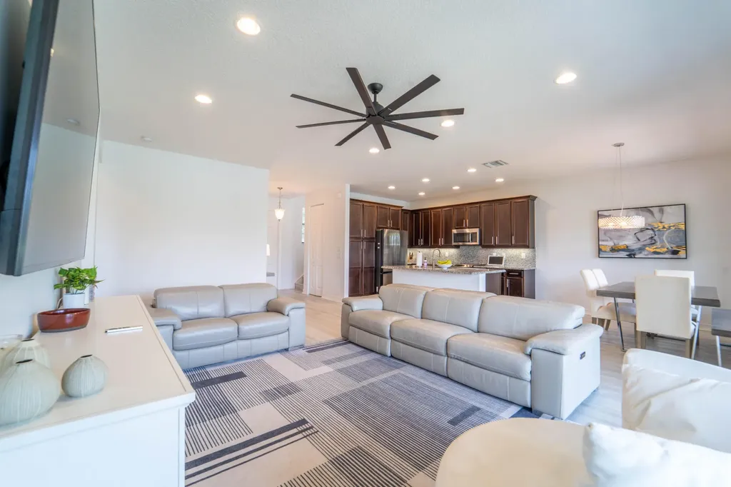 8089 Ironstone Drive Delray Beach FL 33446
